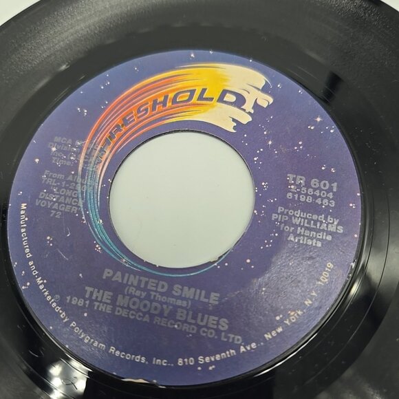 Gemini Dream / Painted Smile by The Moody Blues 45 RPM Vinyl Record - Picture 4 of 4